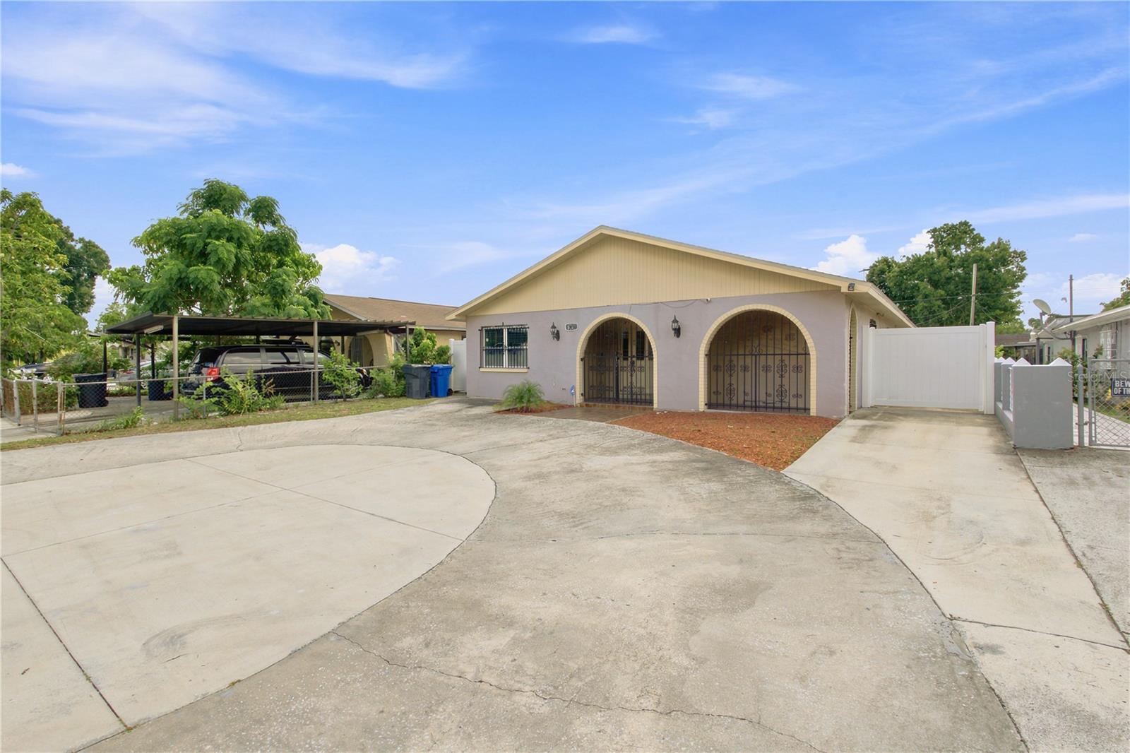 6513 Manhattan, Tampa, FL 33614