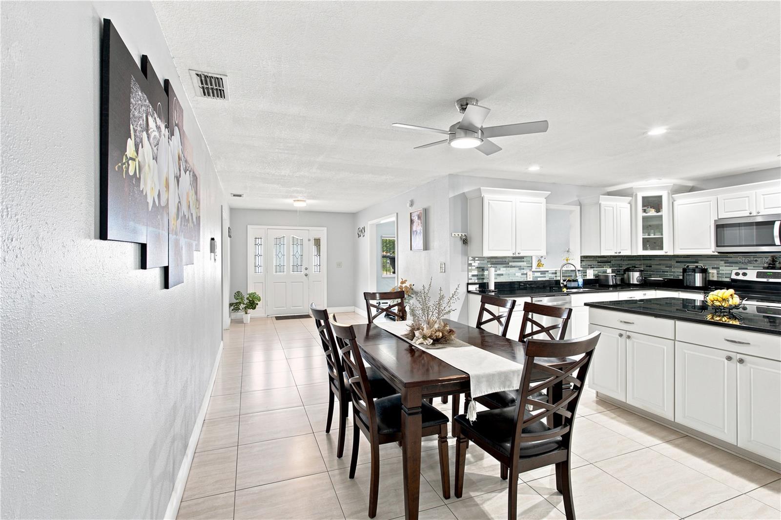6513 Manhattan, Tampa, FL 33614