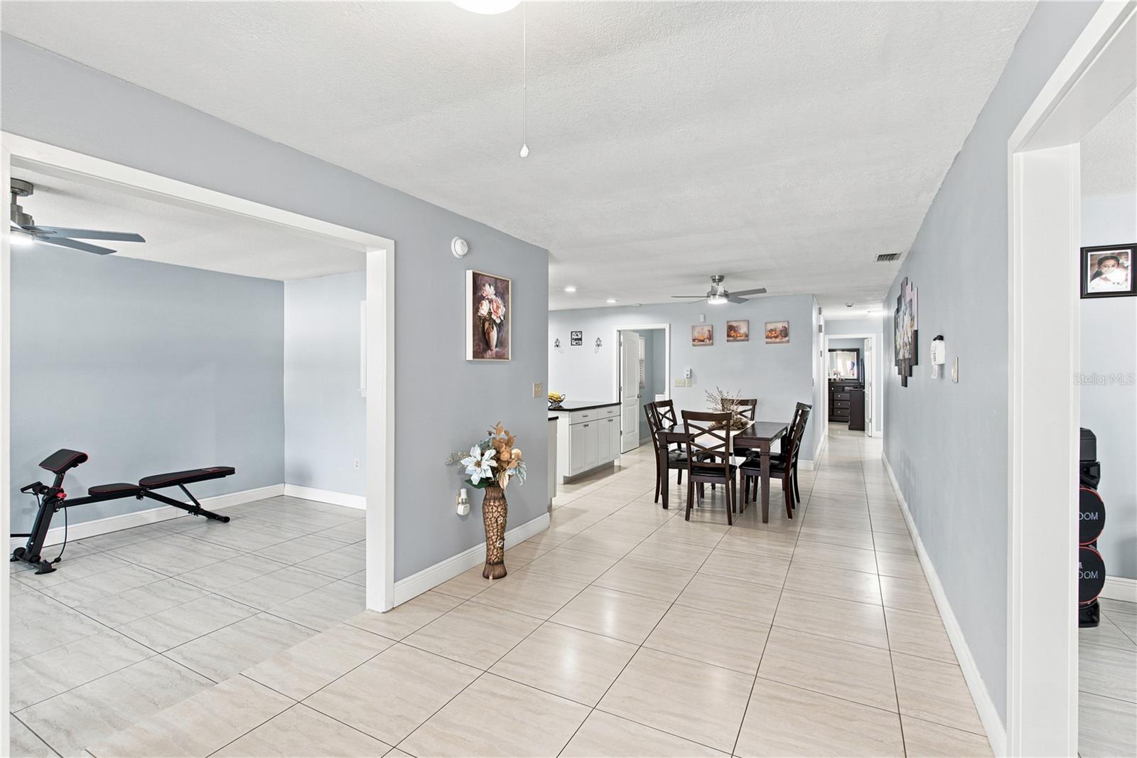 6513 Manhattan, Tampa, FL 33614