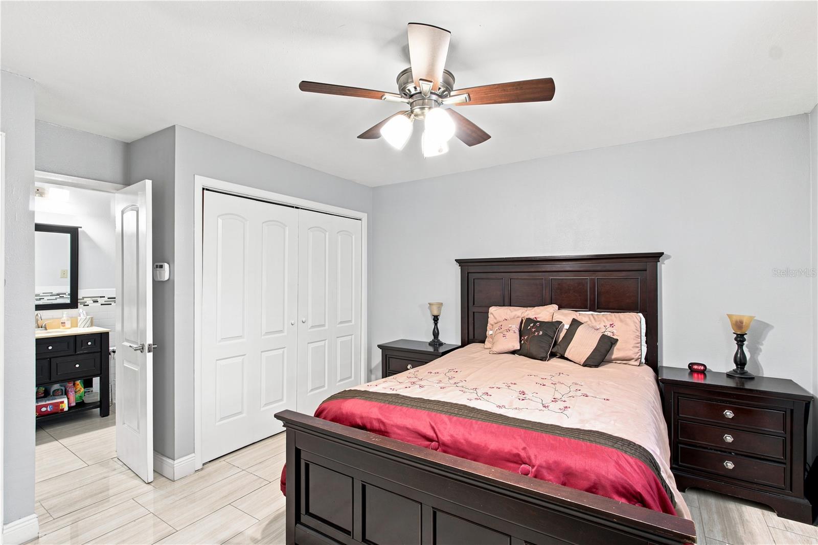 6513 Manhattan, Tampa, FL 33614