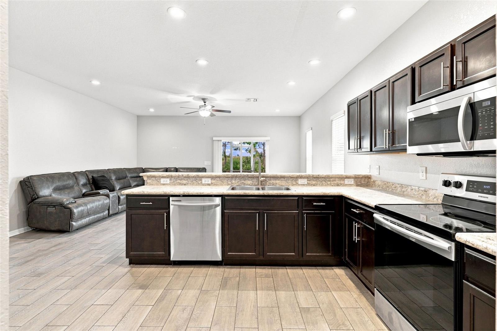 4641 Vignette, Sarasota, FL 34240