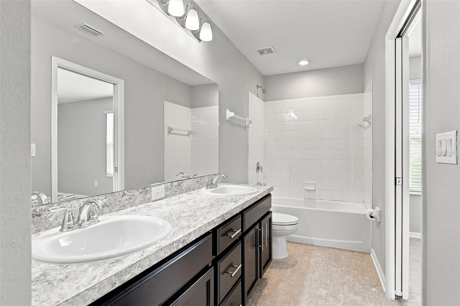 4641 Vignette, Sarasota, FL 34240