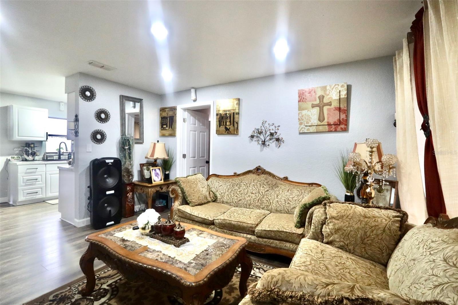 414 Ella J Gilmore, Apopka, FL 32703