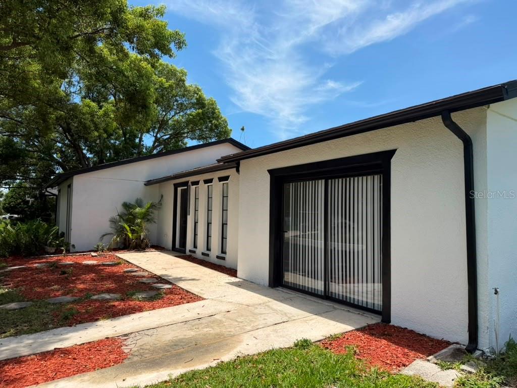 144 Hidalgo, Kissimmee, FL 34743