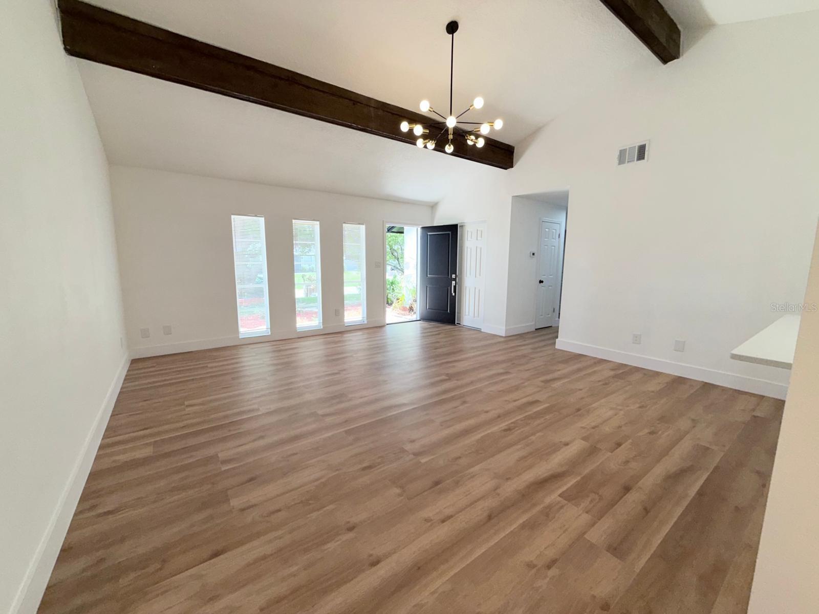 144 Hidalgo, Kissimmee, FL 34743