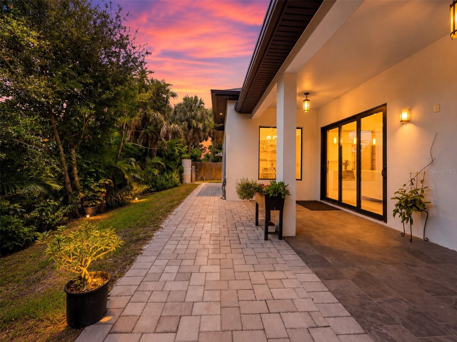 380 Cowry, Venice, FL 34293