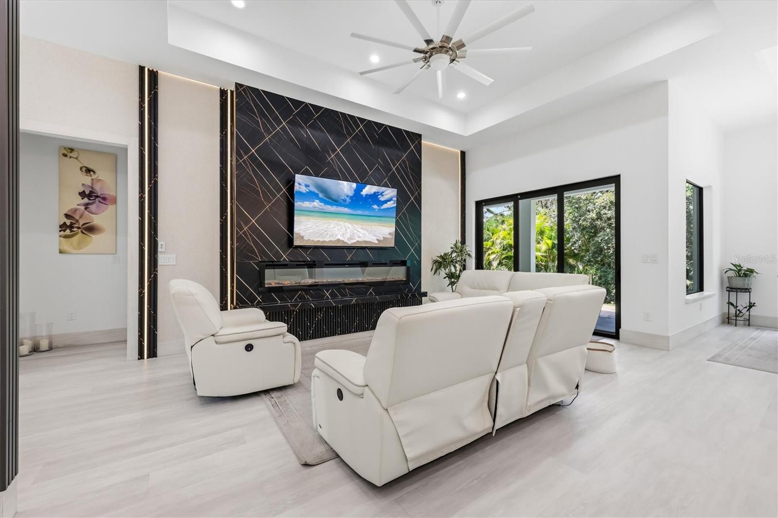 380 Cowry, Venice, FL 34293