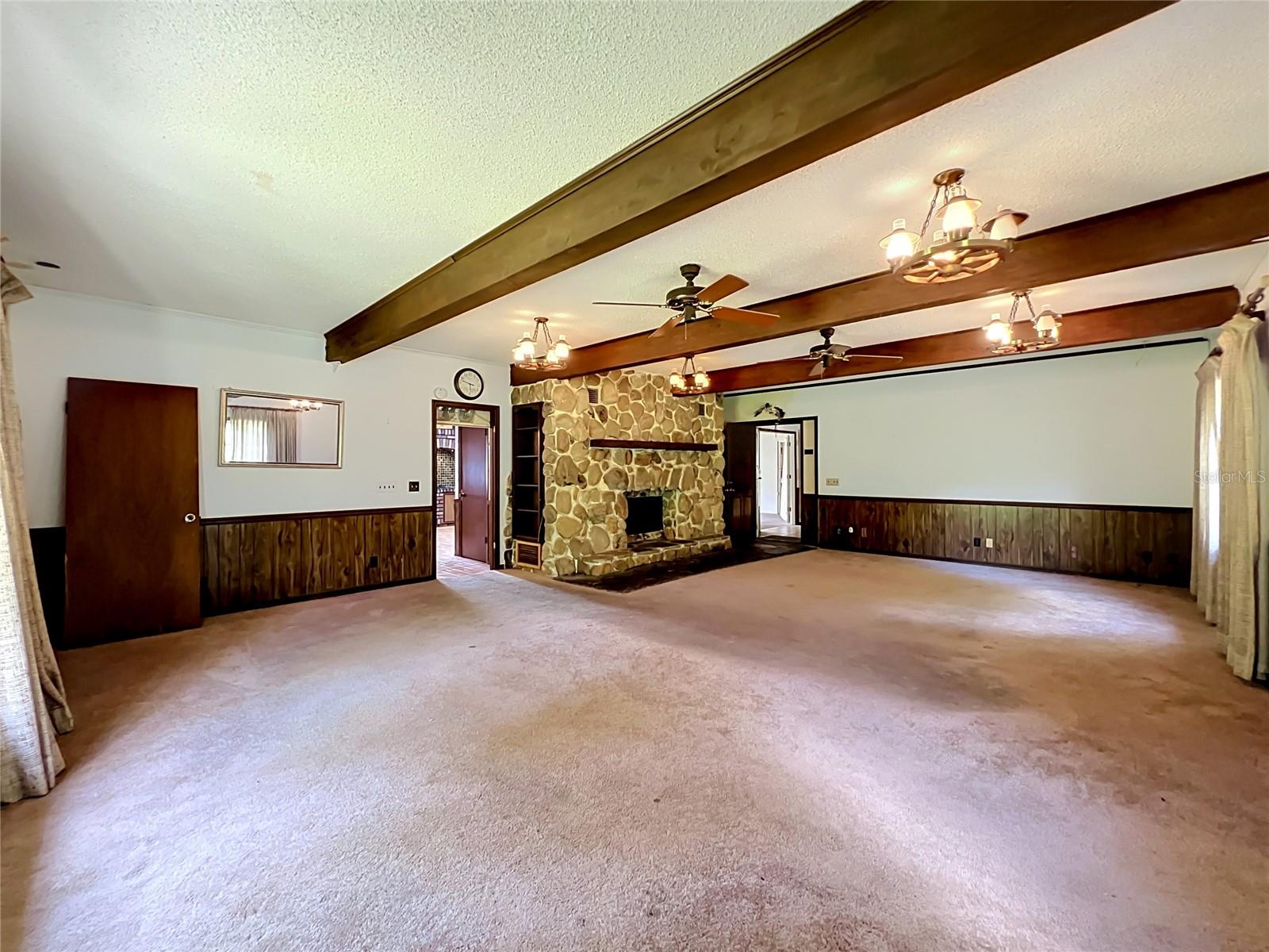 125 Snow Hill, Geneva, FL 32732