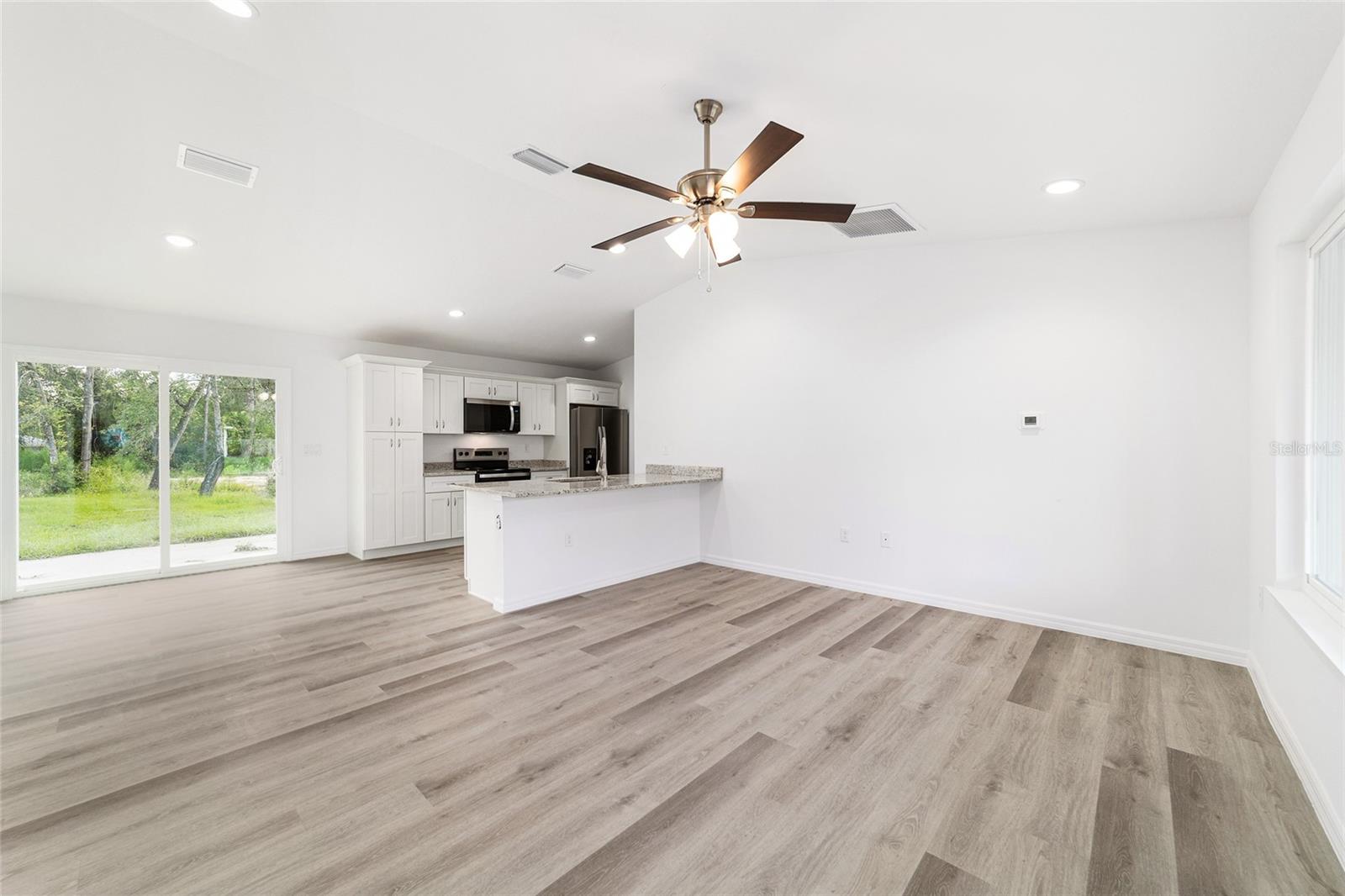 34 Maple, Ocklawaha, FL 32179