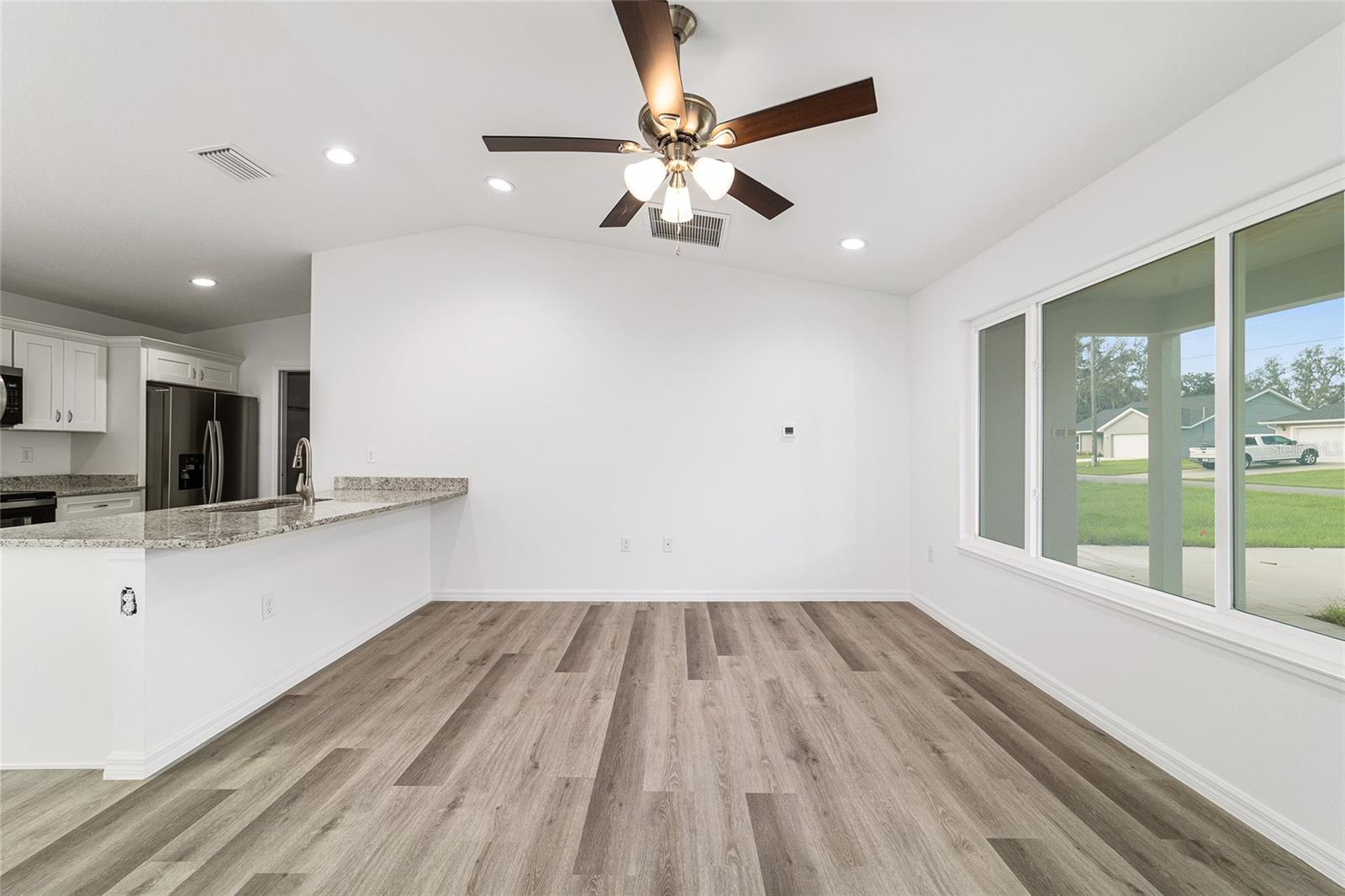 34 Maple, Ocklawaha, FL 32179