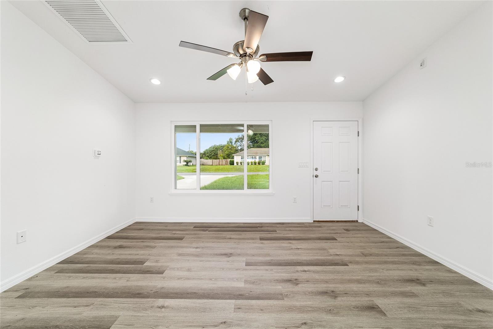 34 Maple, Ocklawaha, FL 32179