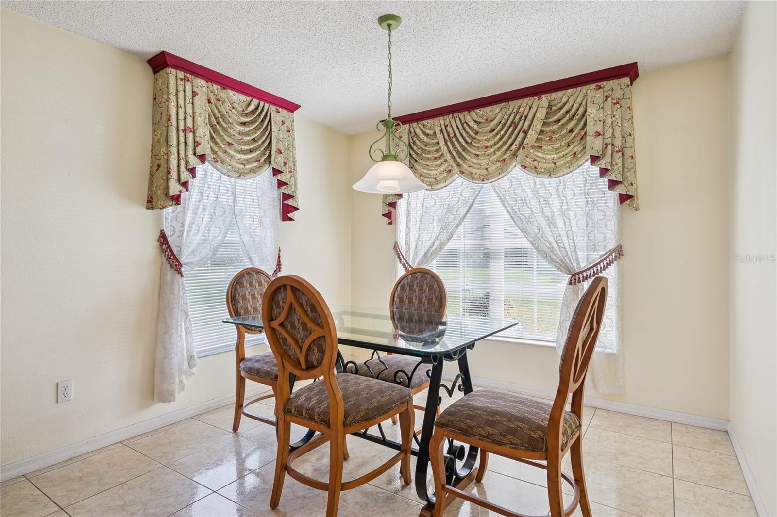 663 Mesilla, Kissimmee, FL 34758