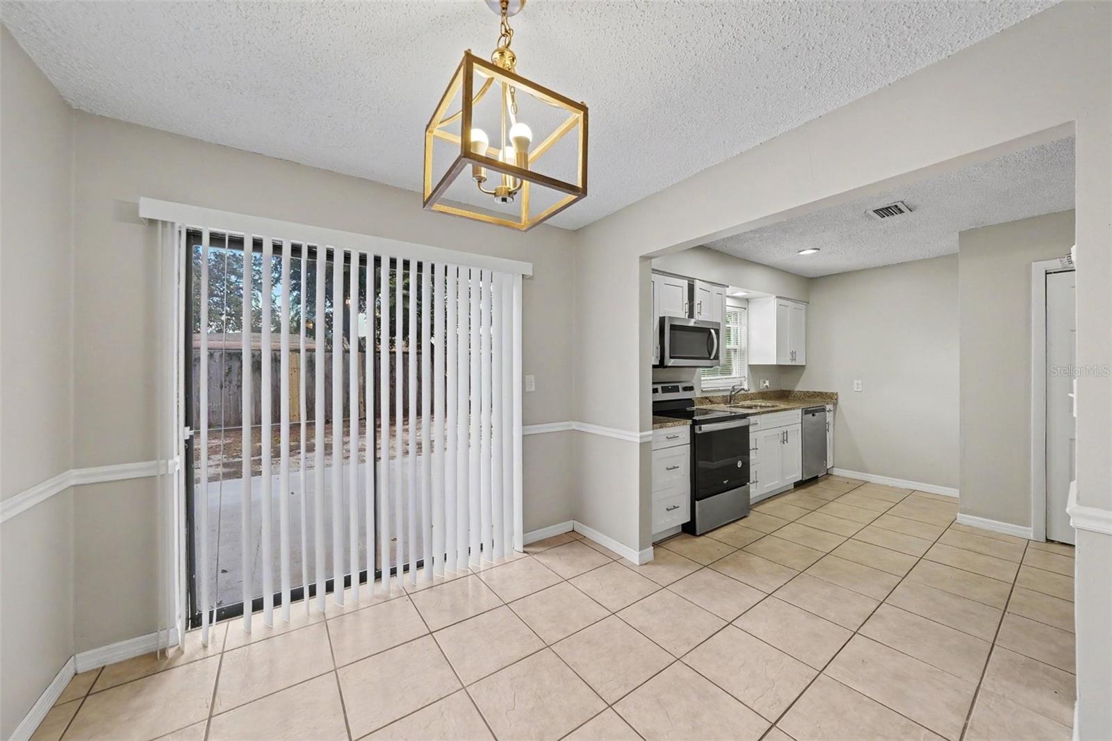 10410 27th, Tampa, FL 33612