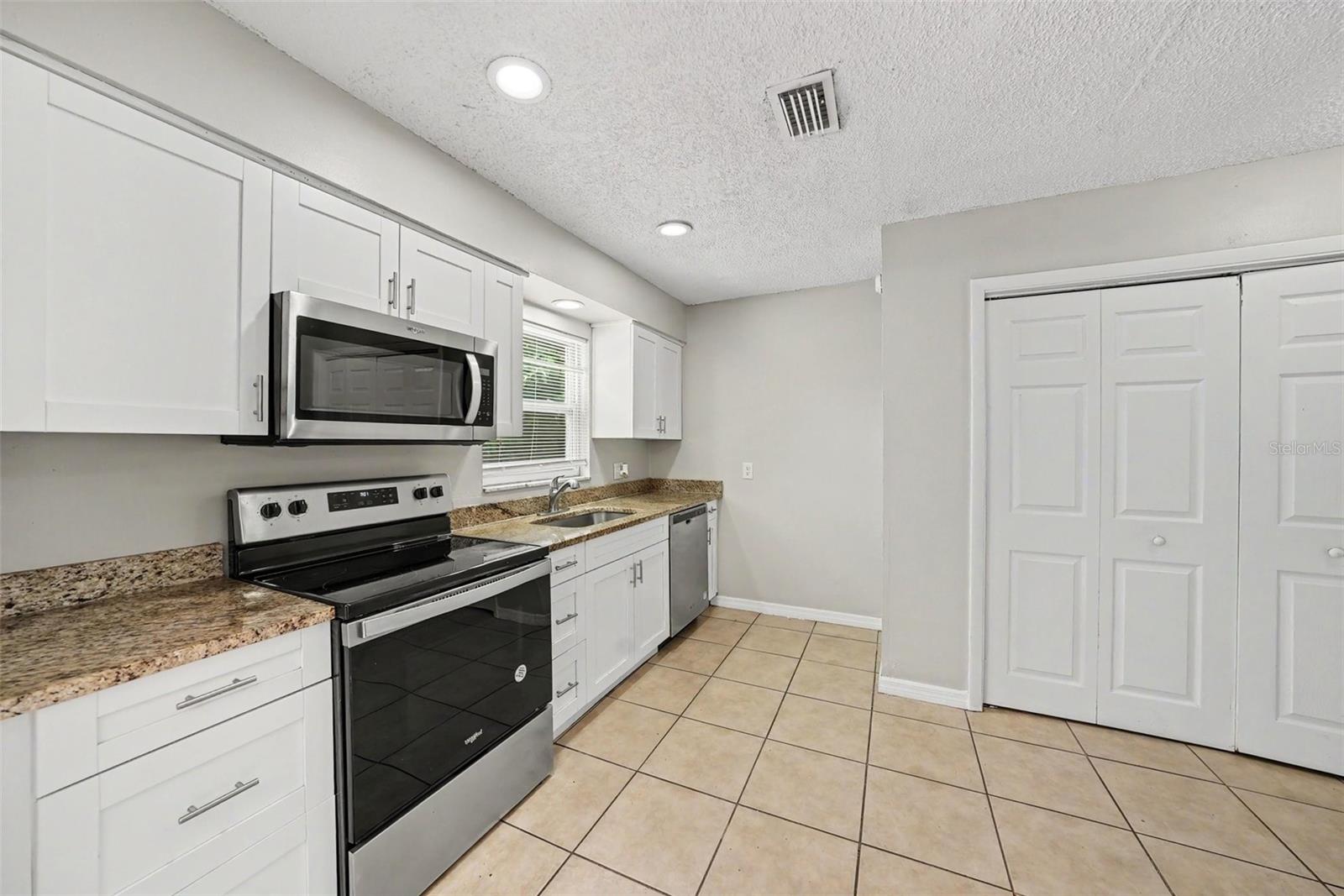 10410 27th, Tampa, FL 33612