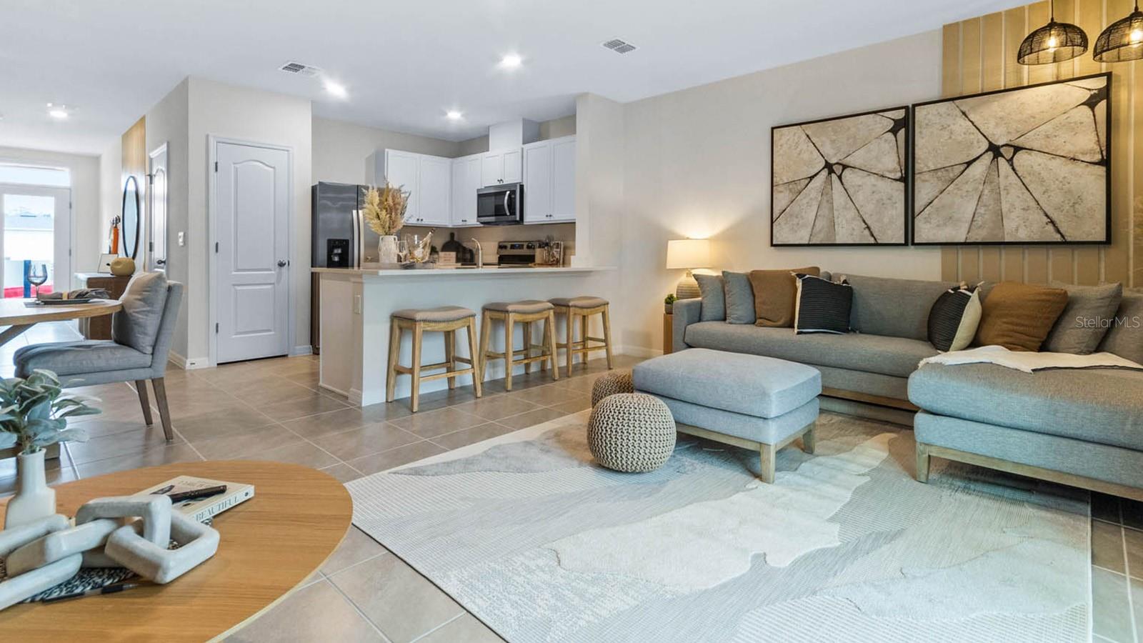 1604 Swan Swim, Davenport, FL 33837