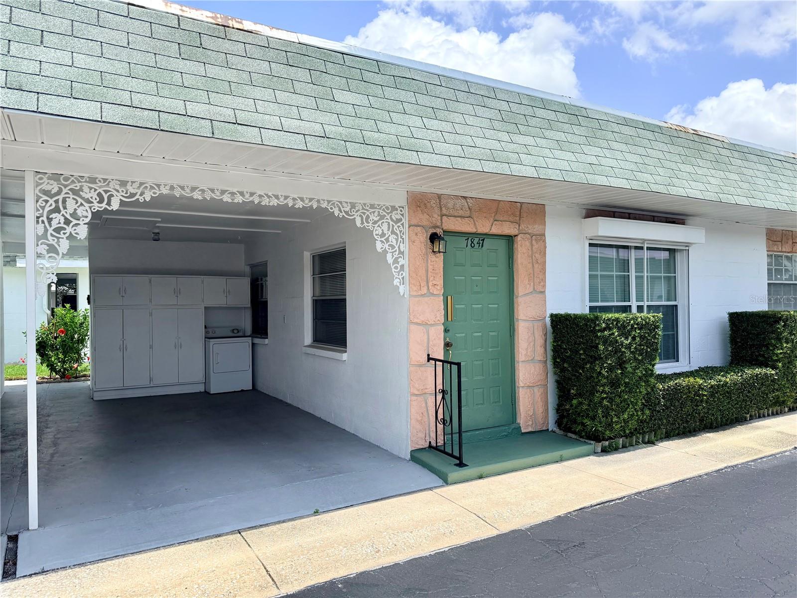 7847 39th, St Petersburg, FL 33709