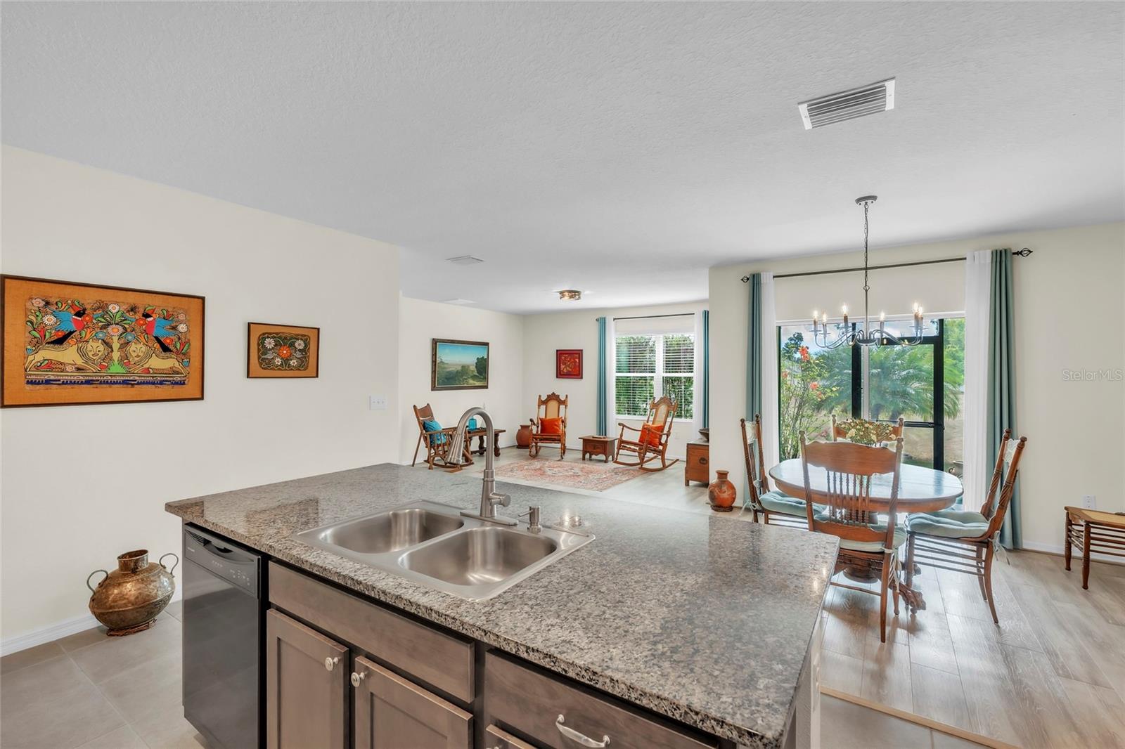 9527 Sunstone, Thonotosassa, FL 33592