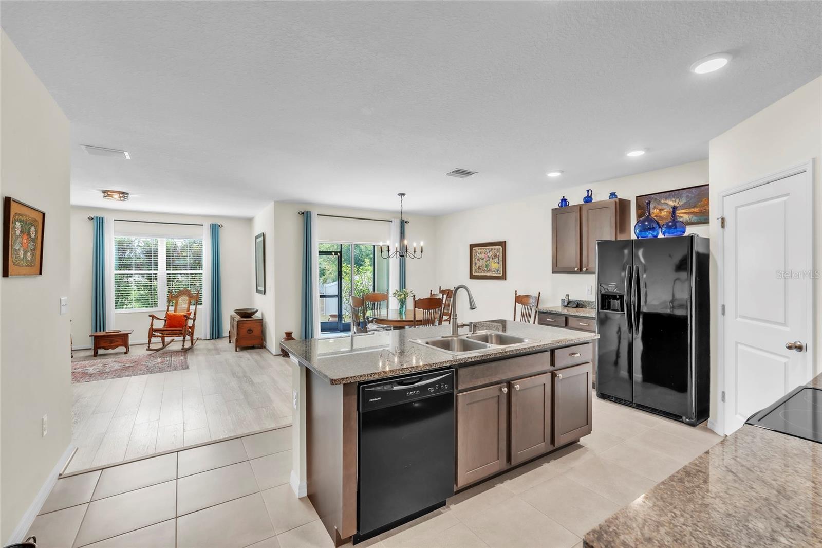 9527 Sunstone, Thonotosassa, FL 33592