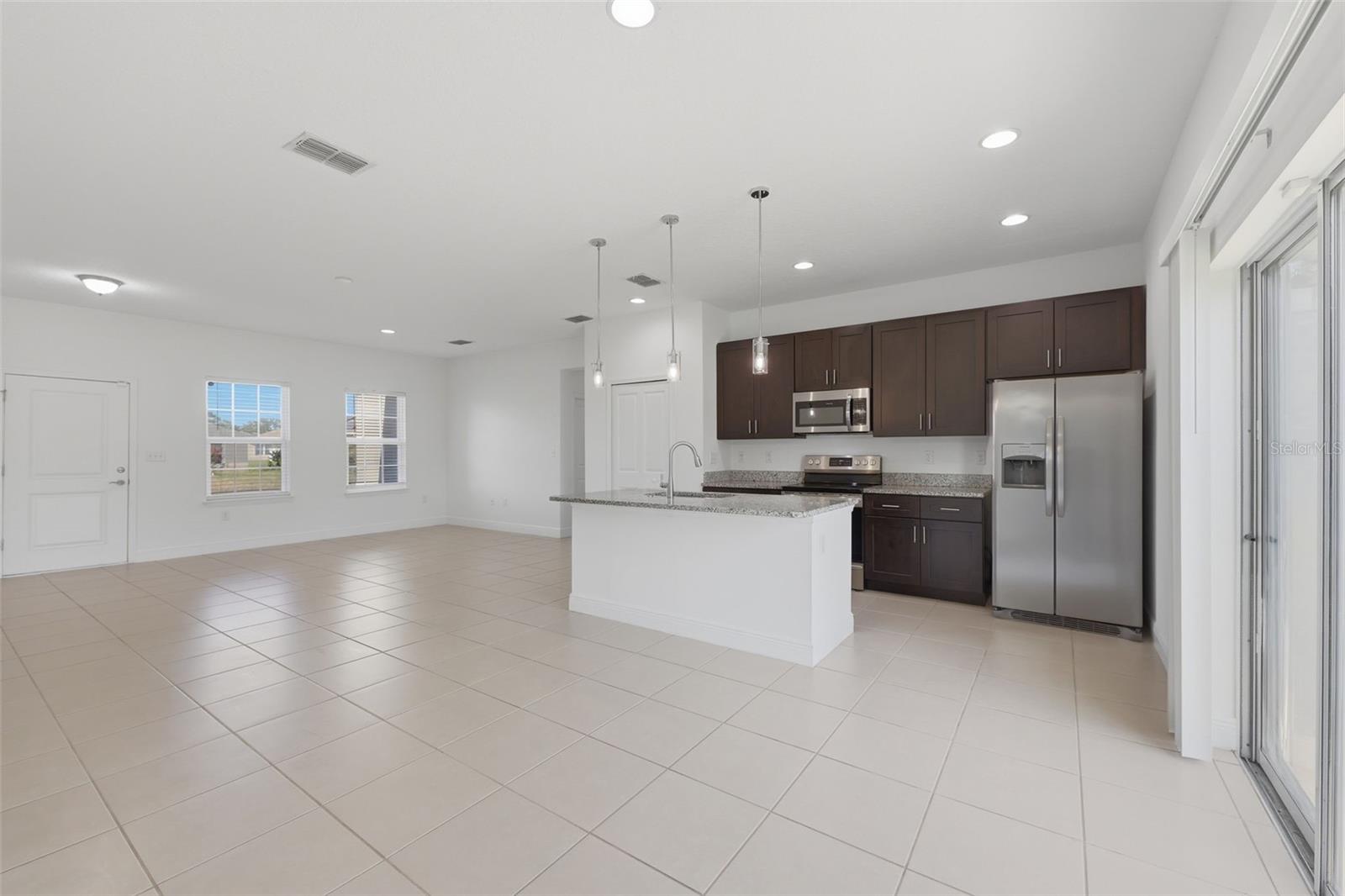 304 Begonia, Poinciana, FL 34759