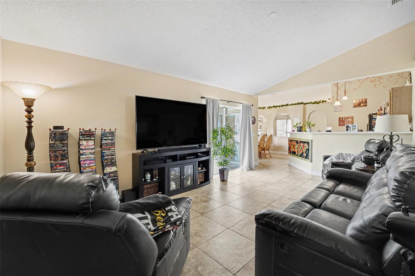 807 Del Prado, Kissimmee, FL 34758