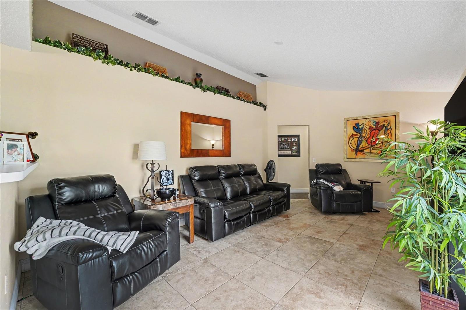 807 Del Prado, Kissimmee, FL 34758