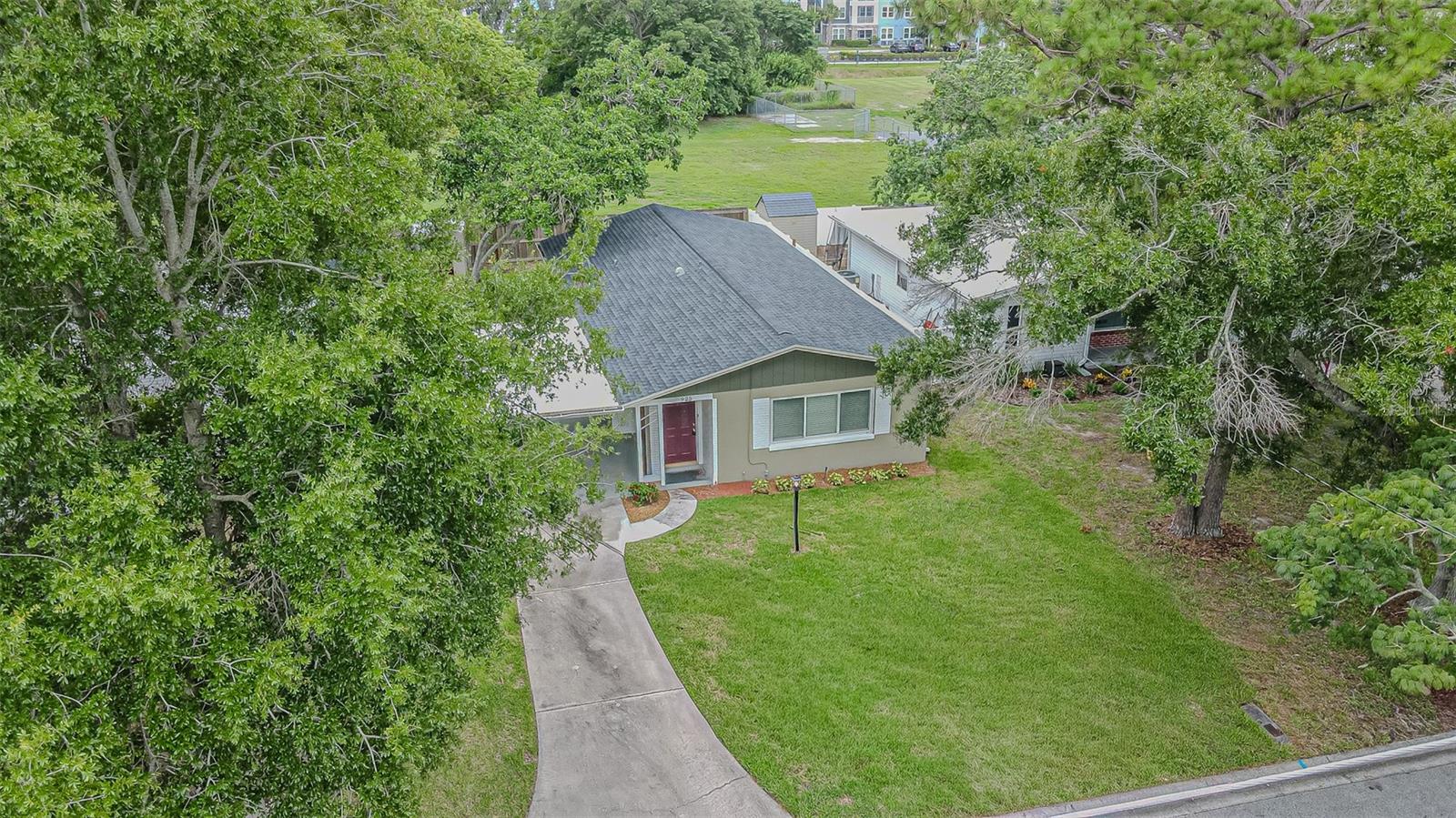 925 Cedarwood, Dunedin, FL 34698
