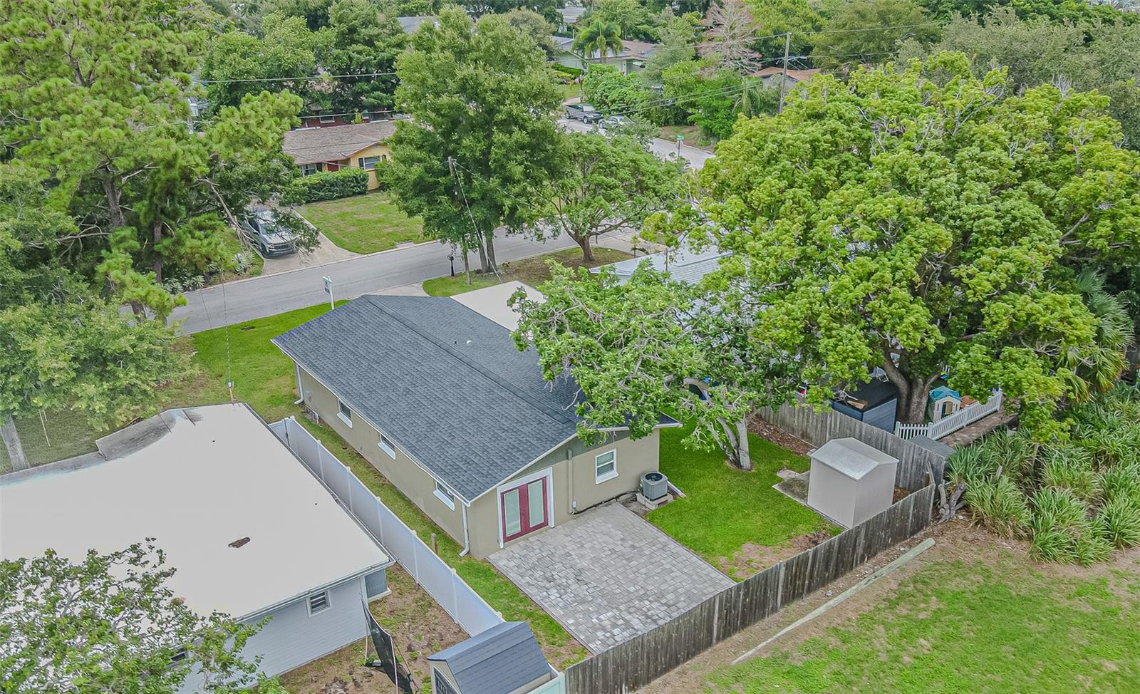 925 Cedarwood, Dunedin, FL 34698