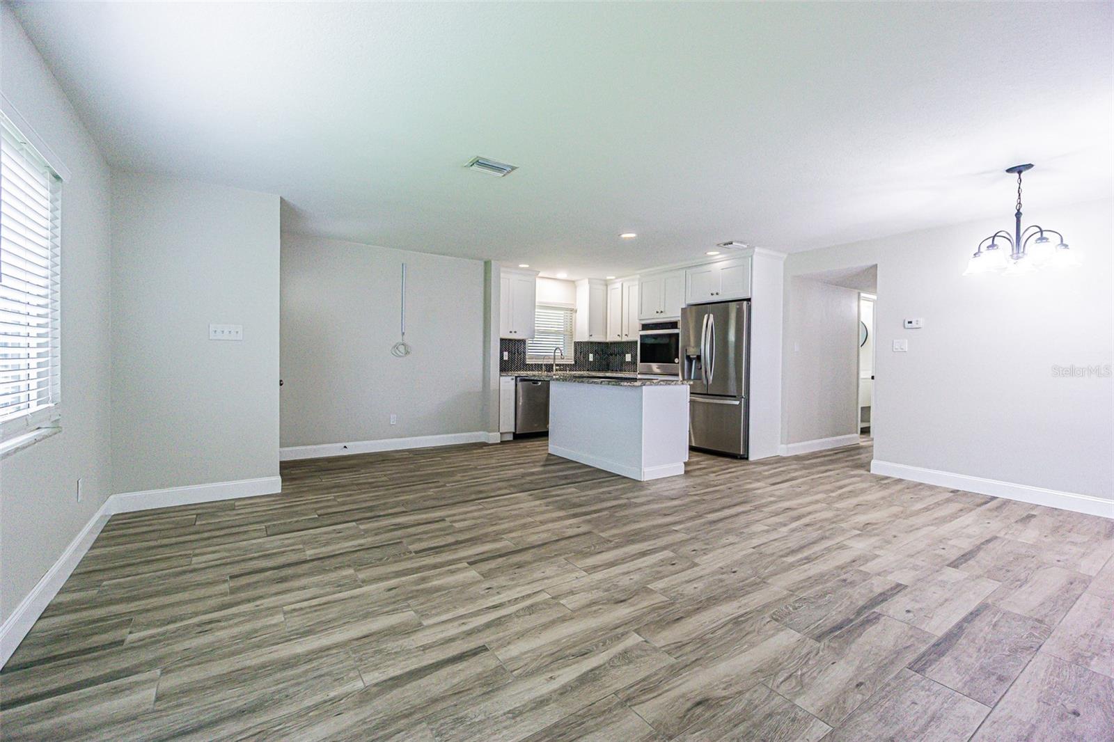 925 Cedarwood, Dunedin, FL 34698