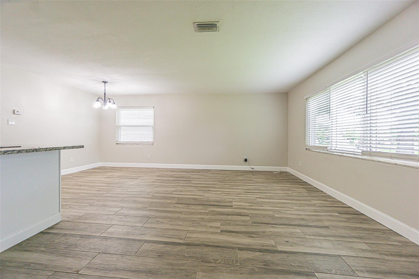 925 Cedarwood, Dunedin, FL 34698