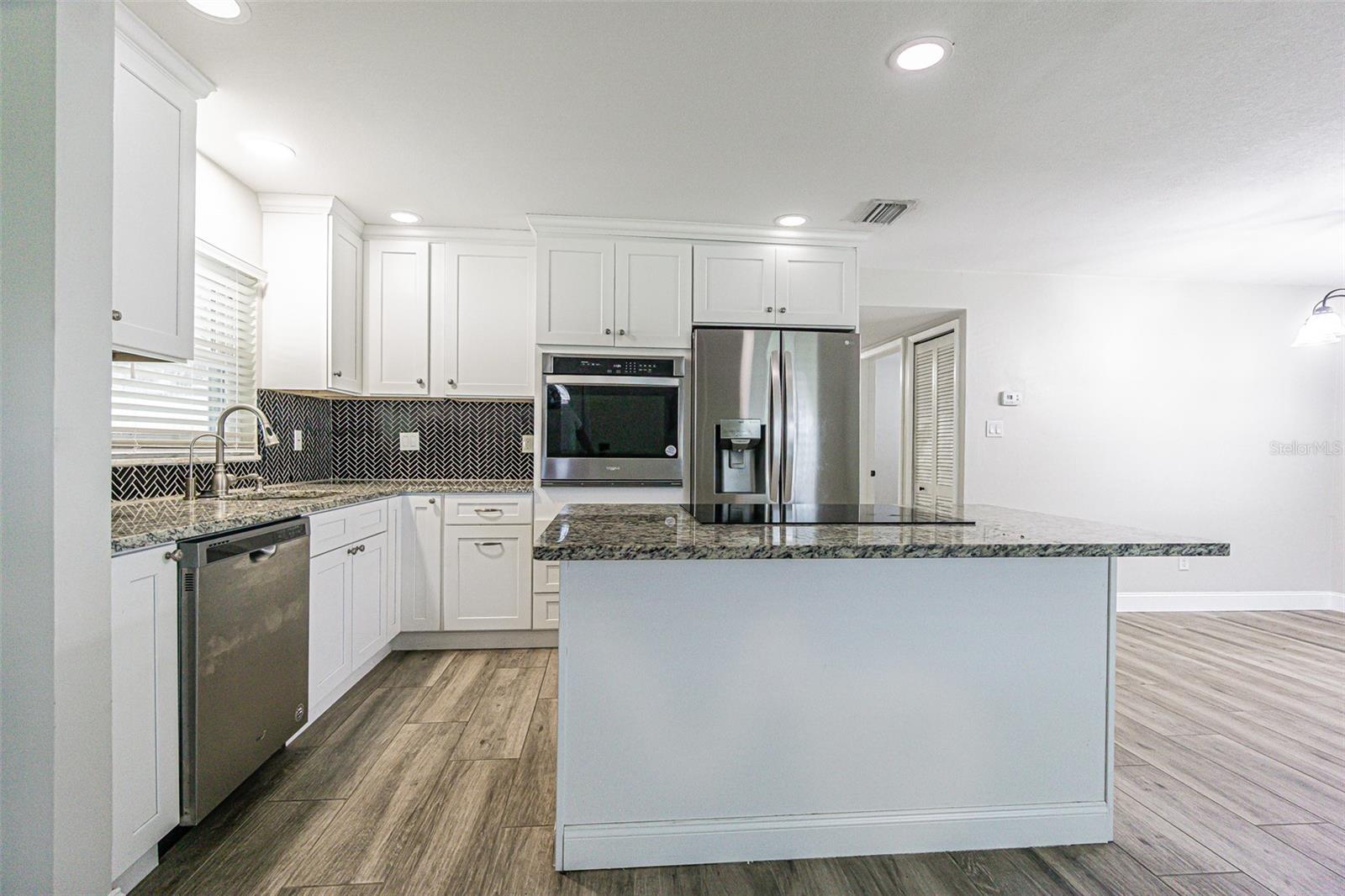 925 Cedarwood, Dunedin, FL 34698