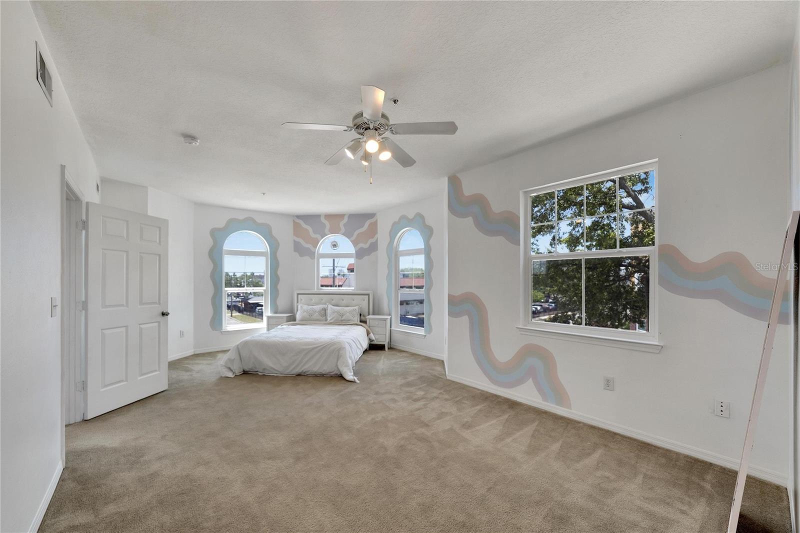 2010 Palm Unit 14316, Tampa, FL 33605