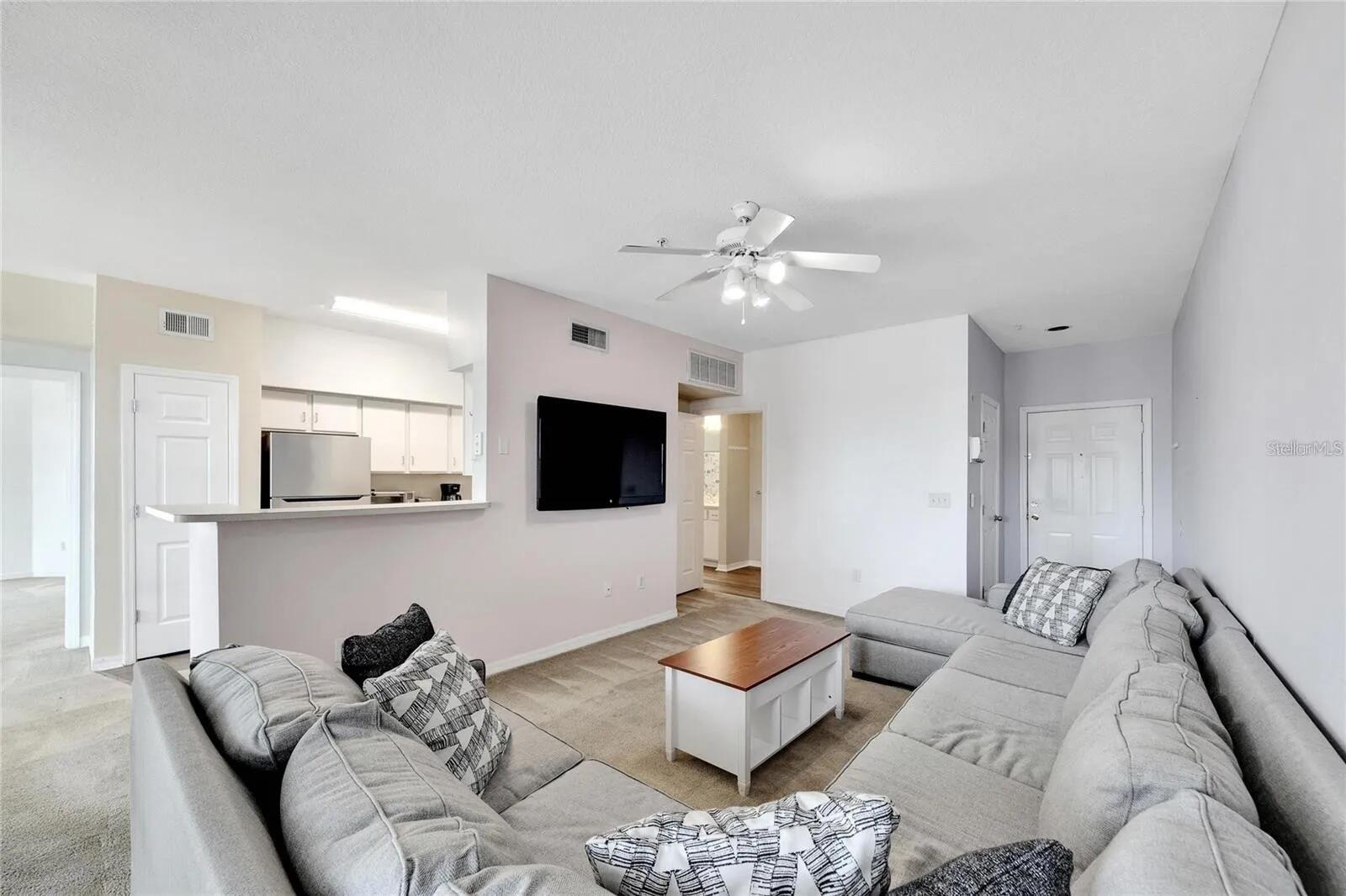2010 Palm Unit 14316, Tampa, FL 33605