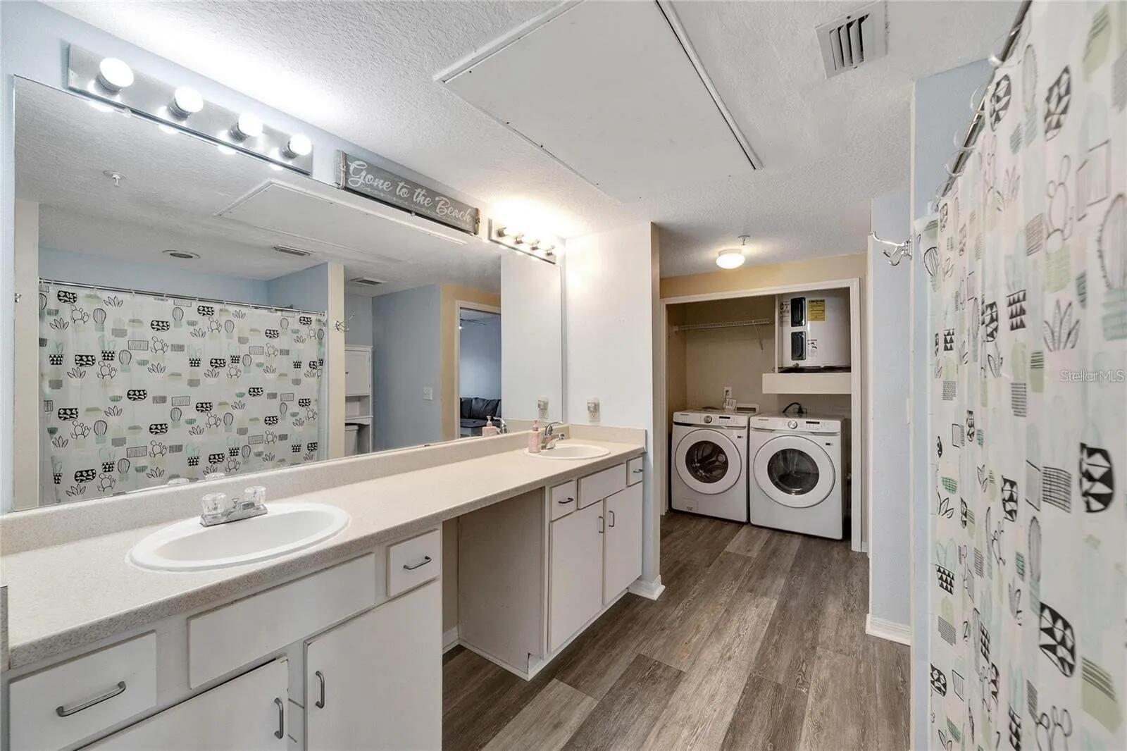 2010 Palm Unit 14316, Tampa, FL 33605