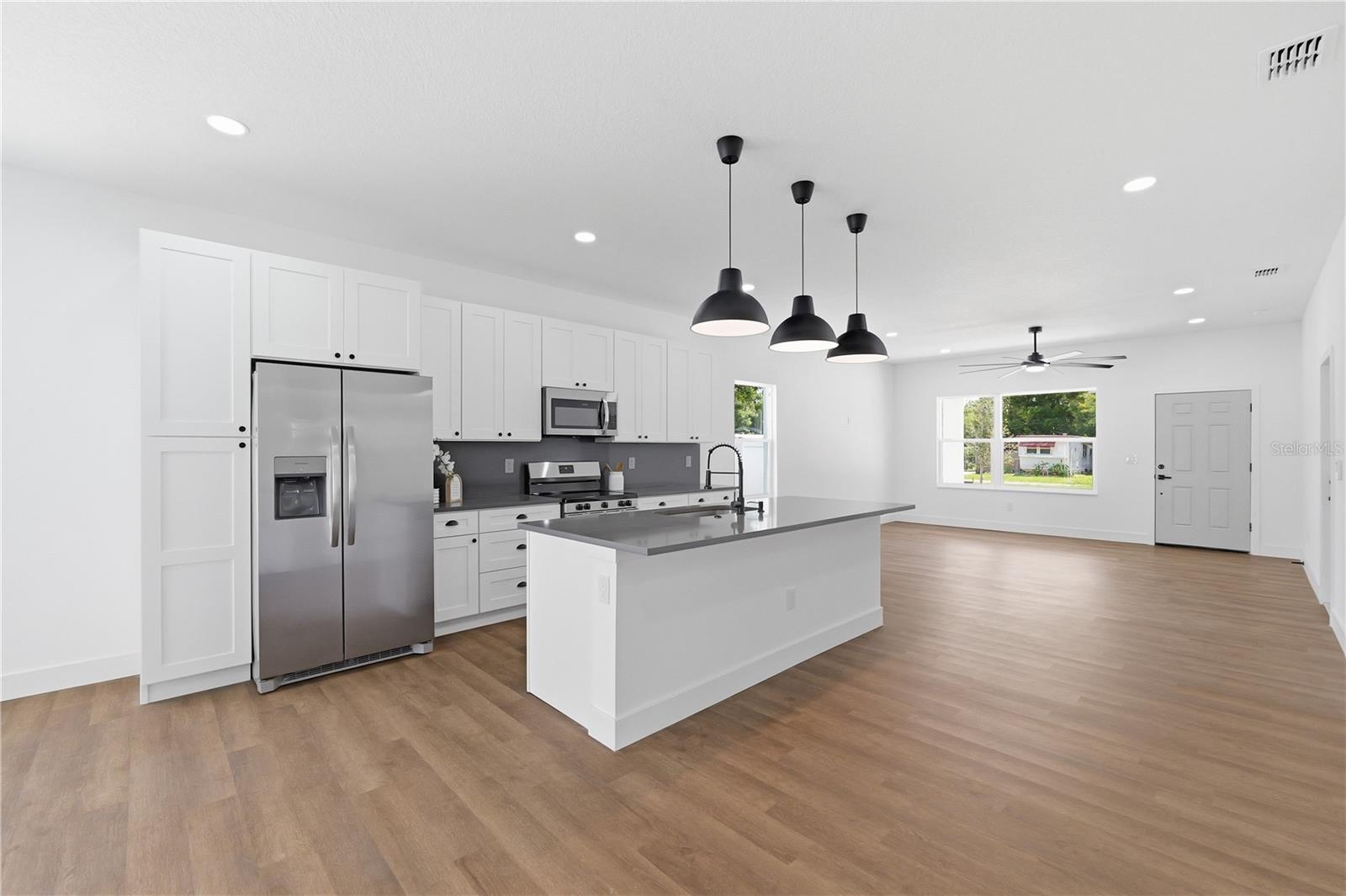 5111 68th, St Petersburg, FL 33709