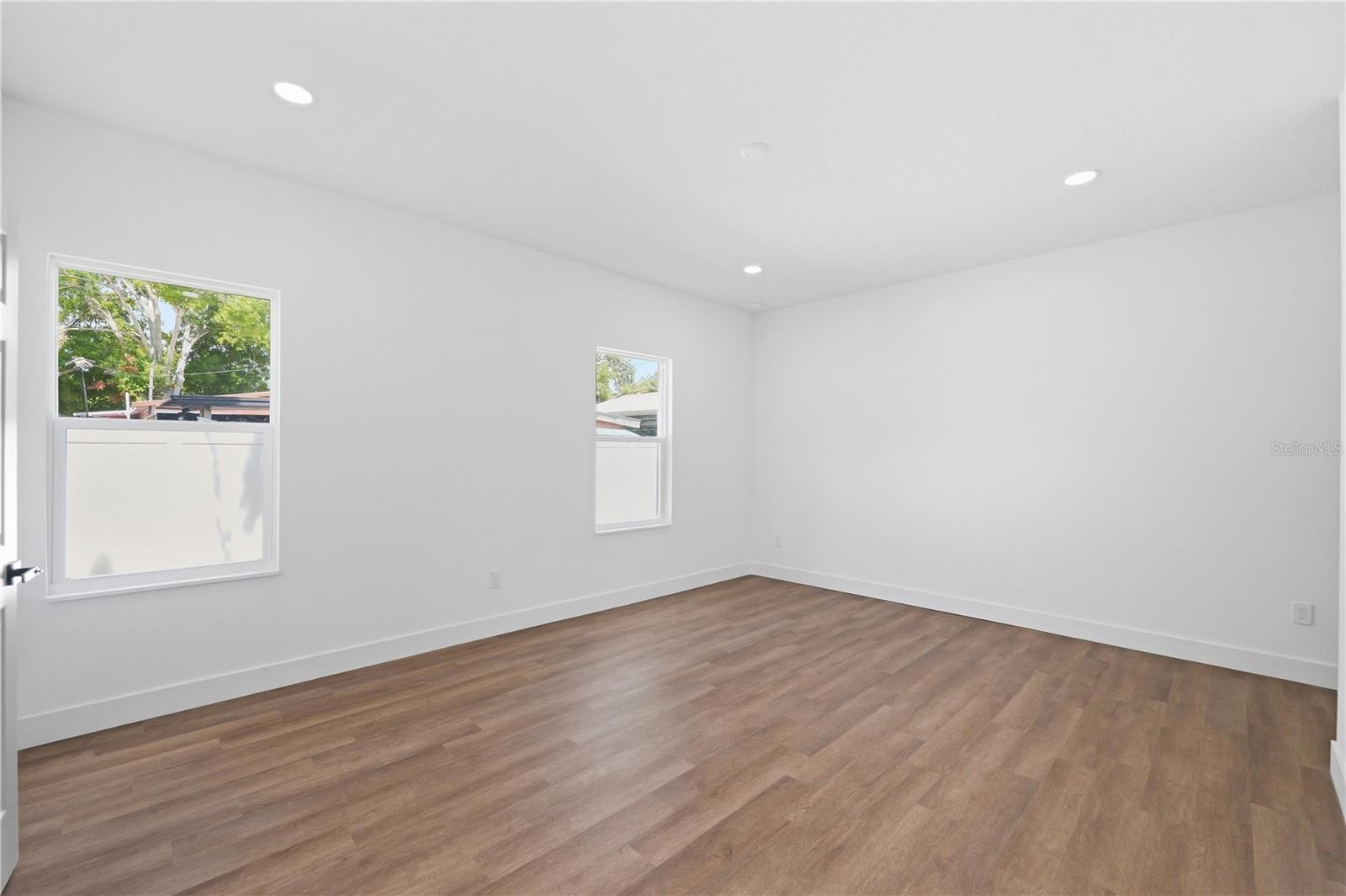 5111 68th, St Petersburg, FL 33709
