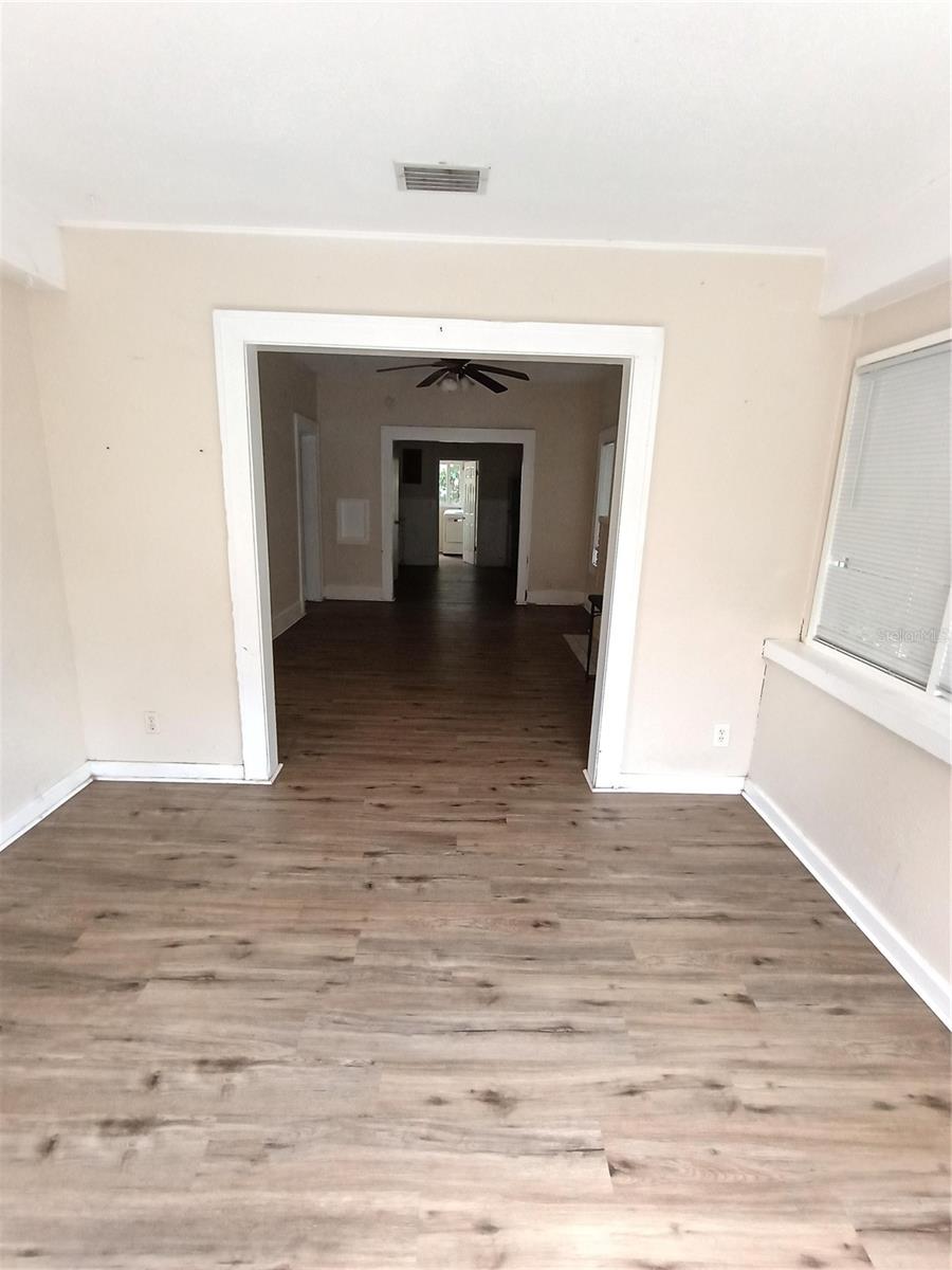 1924 30th, St Petersburg, FL 33712