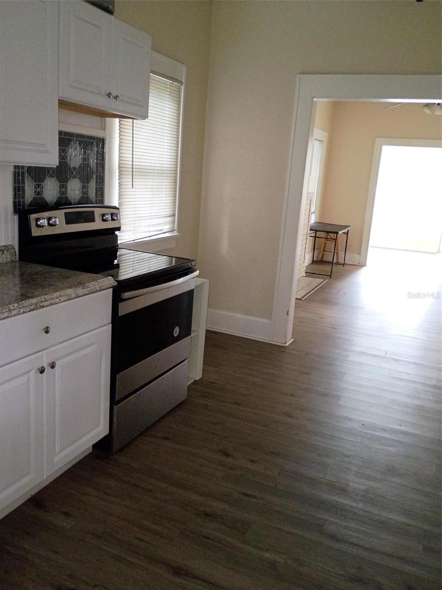 1924 30th, St Petersburg, FL 33712