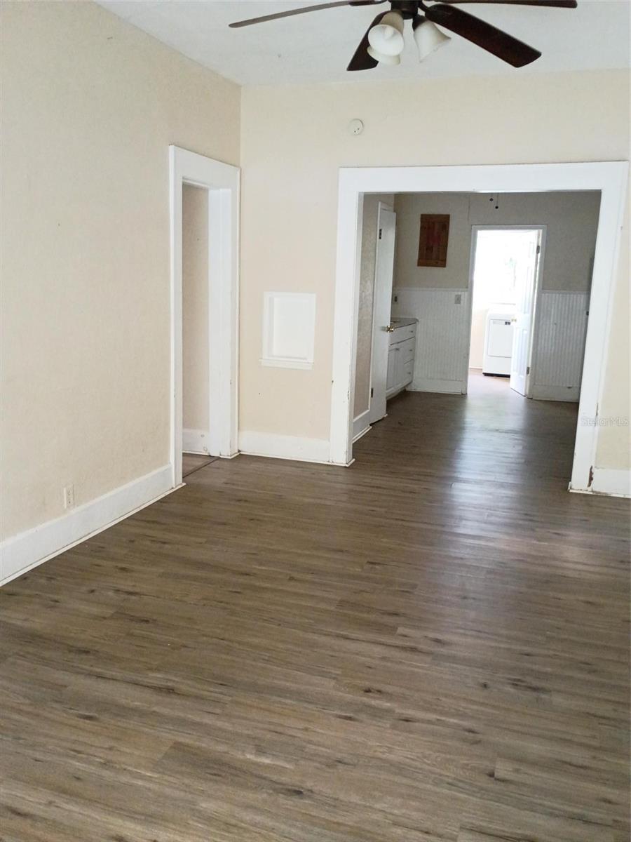 1924 30th, St Petersburg, FL 33712