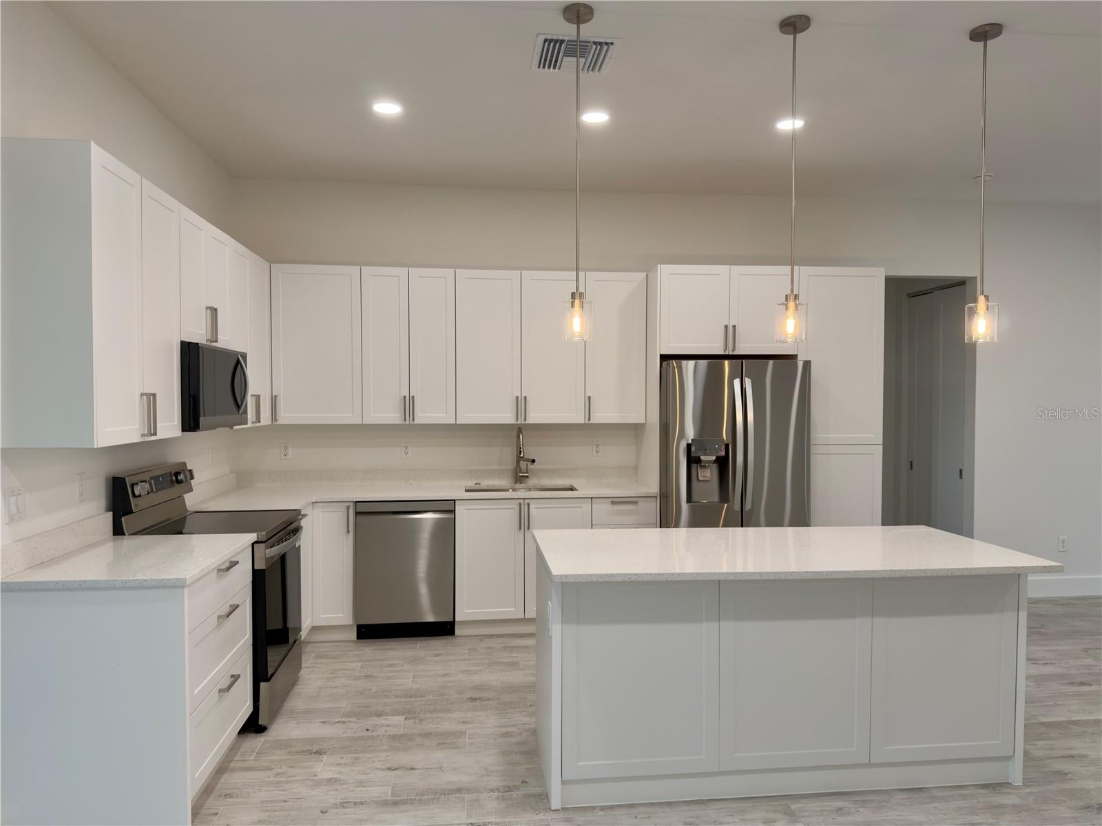 571 Mimosa, Port Charlotte, FL 33952