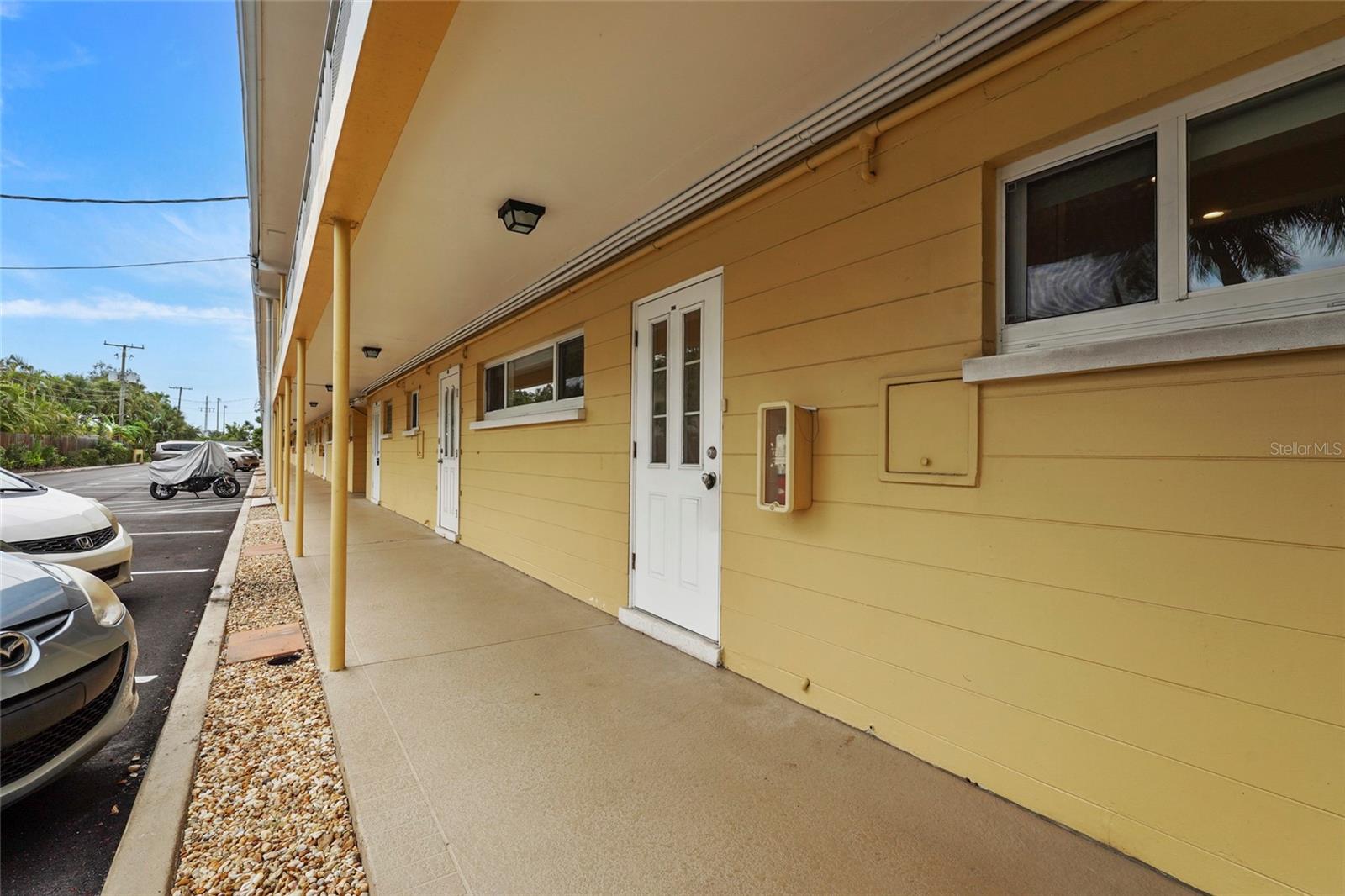 2155 Wood Unit A22, Sarasota, FL 34237