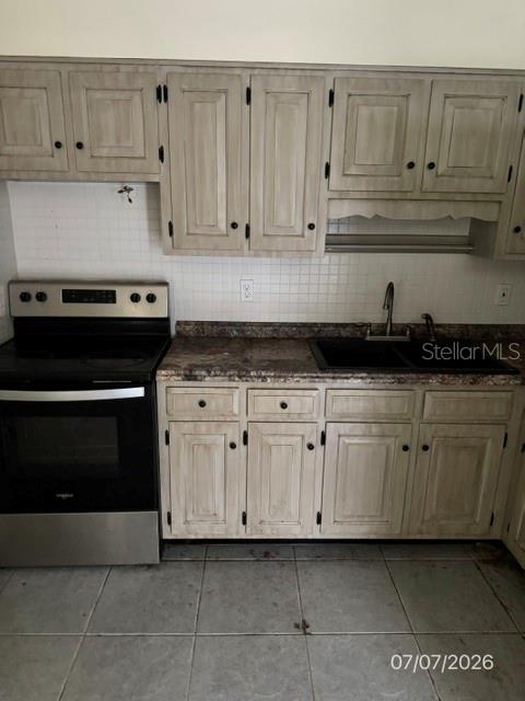 107 Woodlawn, Satsuma, FL 32189