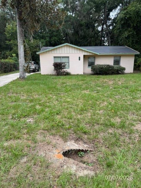 107 Woodlawn, Satsuma, FL 32189