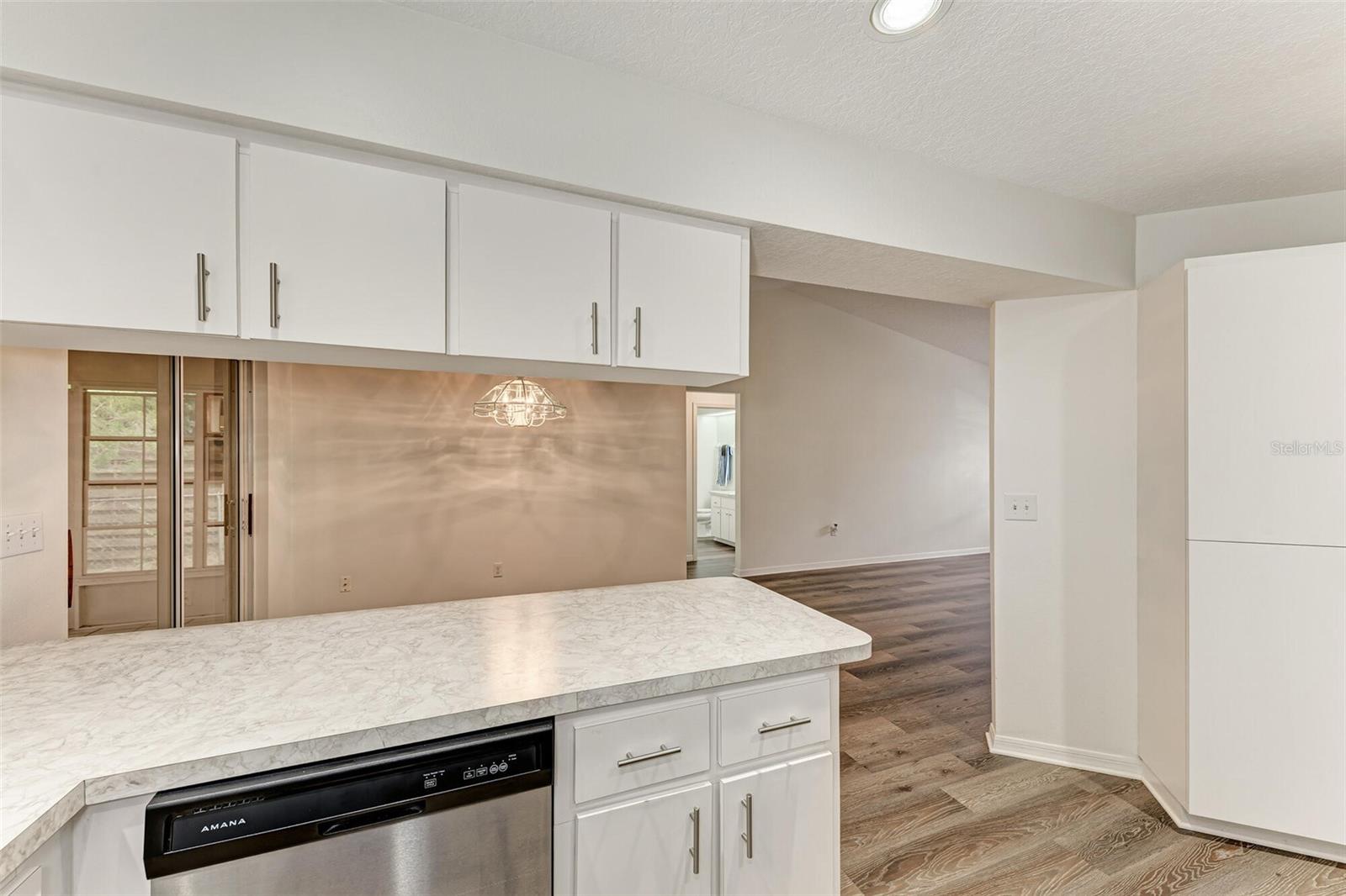 2046 Old Trevor, Sarasota, FL 34232
