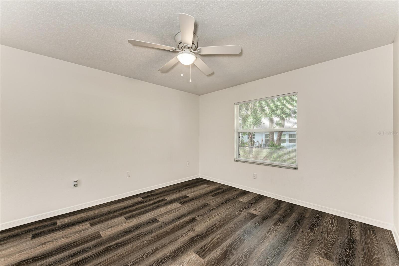 2046 Old Trevor, Sarasota, FL 34232