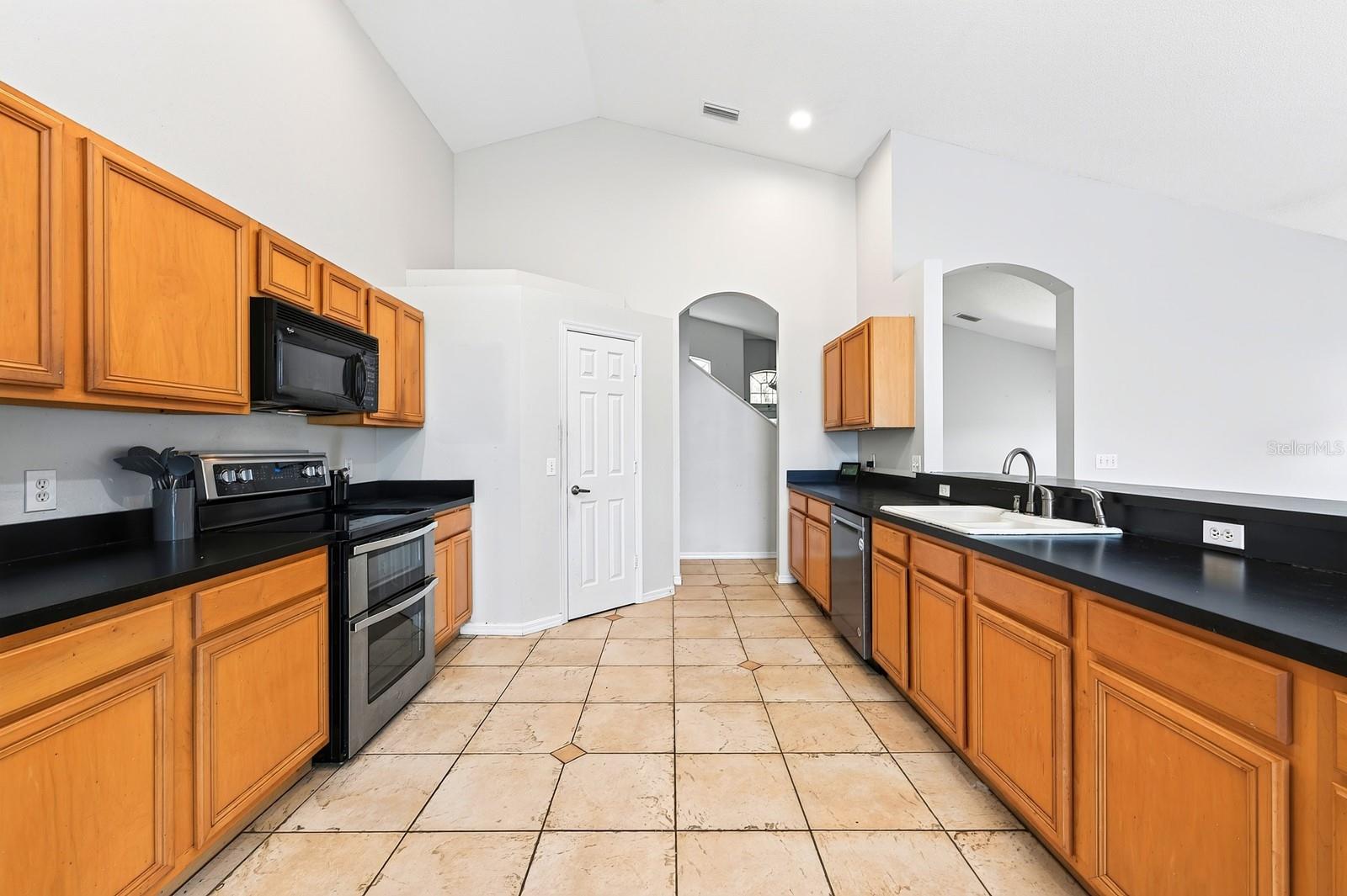 2551 Walnut Heights, Apopka, FL 32703