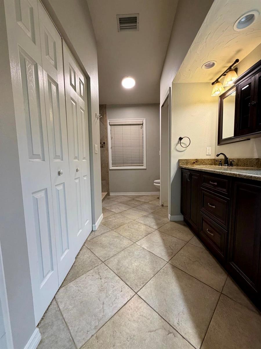 5274 Cedar Hammock, Sarasota, FL 34232
