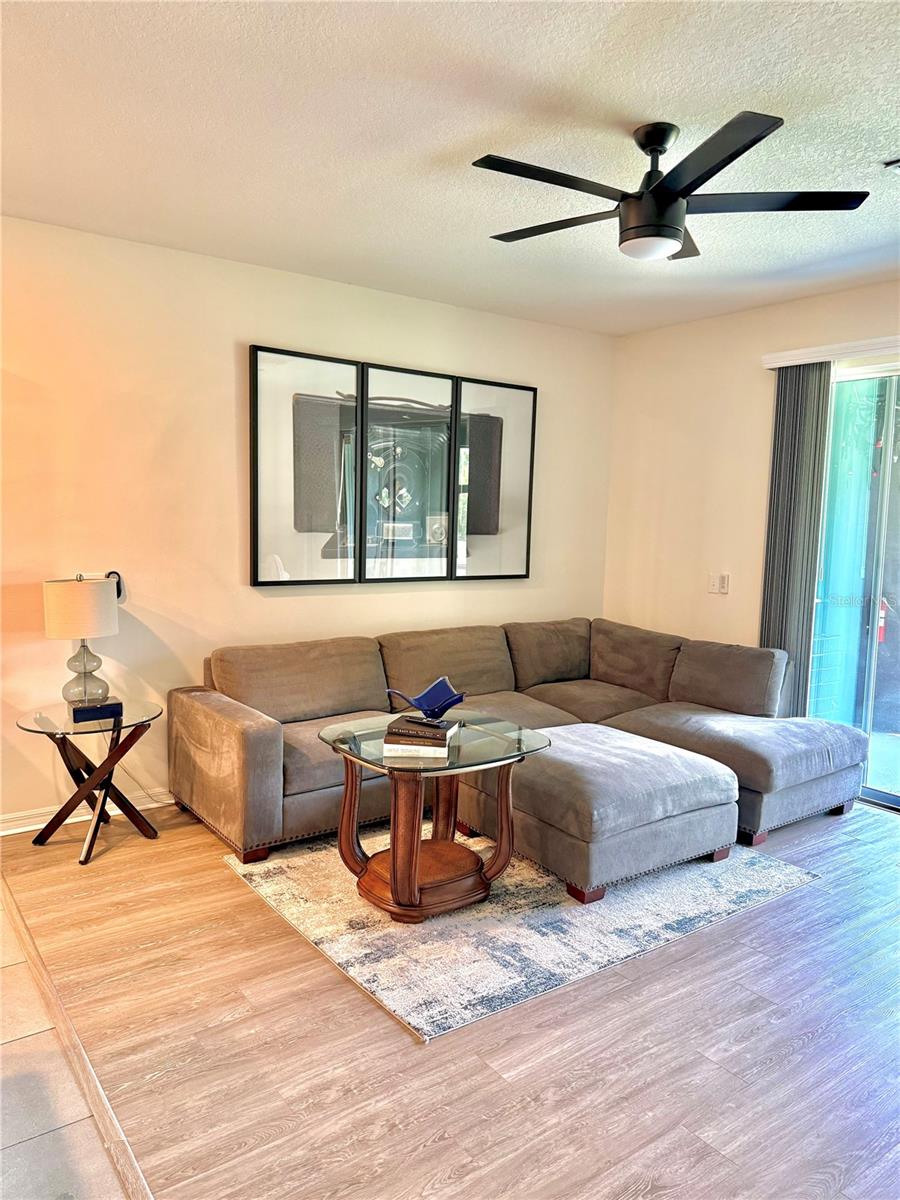 8771 Falling Blue, Riverview, FL 33578