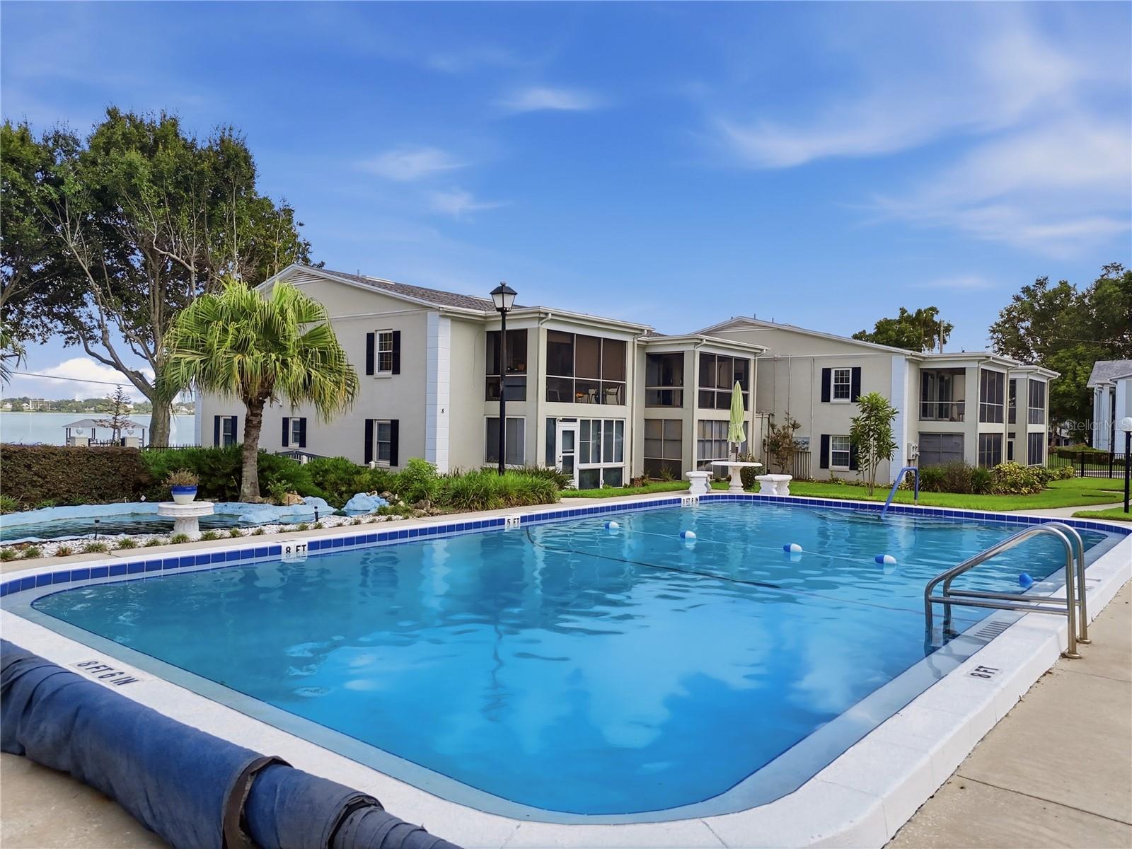689 Lake Howard Unit 213, Winter Haven, FL 33880