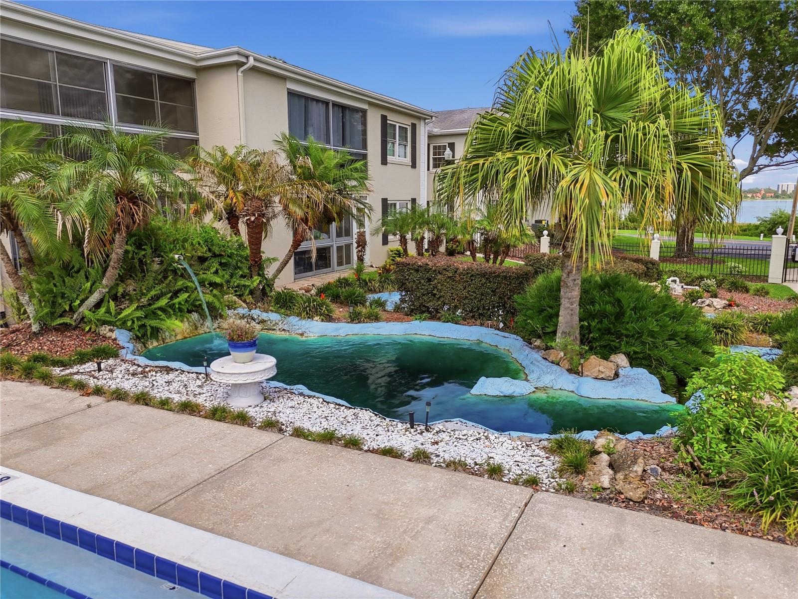 689 Lake Howard Unit 213, Winter Haven, FL 33880