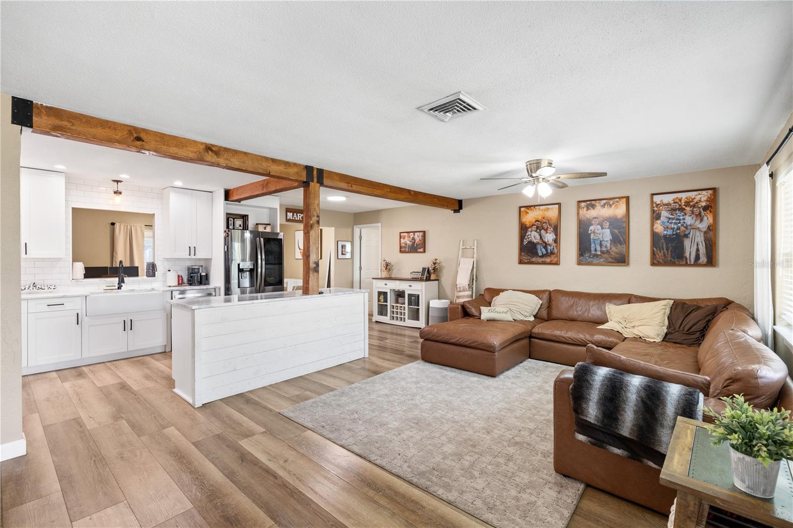 6623 12th, St Petersburg, FL 33710